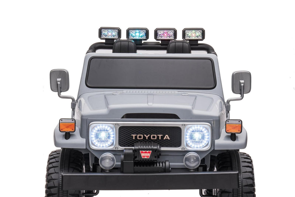 TOYOTA Land Cruiser Jeep 12V Battery 2-Seater Ride-on Car - Black - TOYBOX Toy Shop