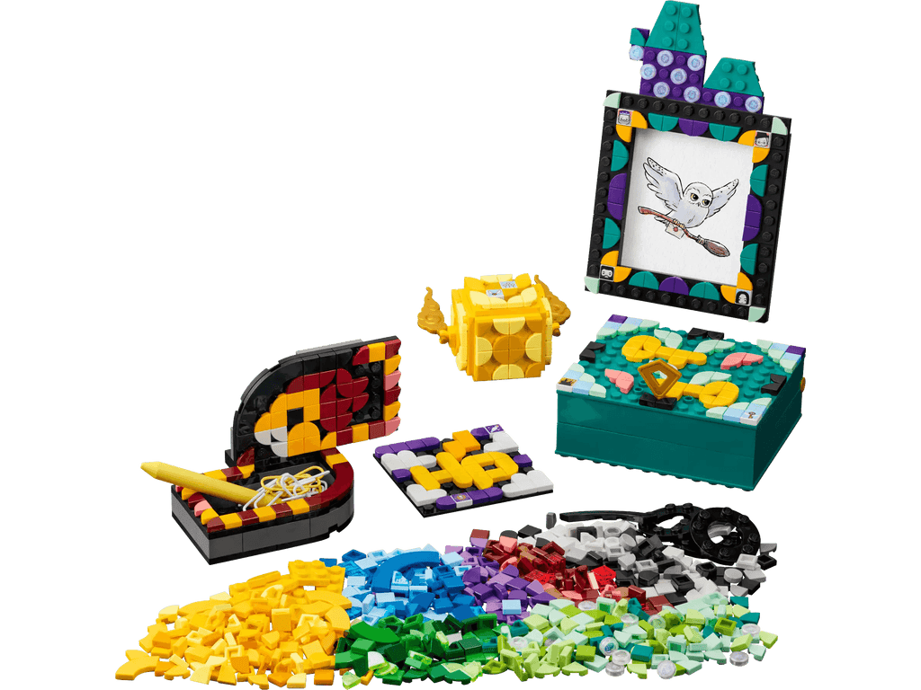 LEGO DOTS 41811 Hogwarts™ Desktop Kit - TOYBOX Toy Shop