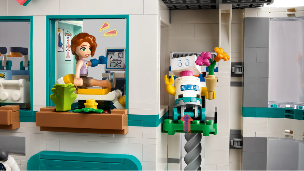 LEGO FRIENDS 42621 Heartlake City Hospital - TOYBOX Toy Shop