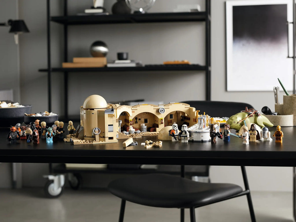 LEGO STAR WARS 75290 Mos Eisley Cantina™ - TOYBOX Toy Shop
