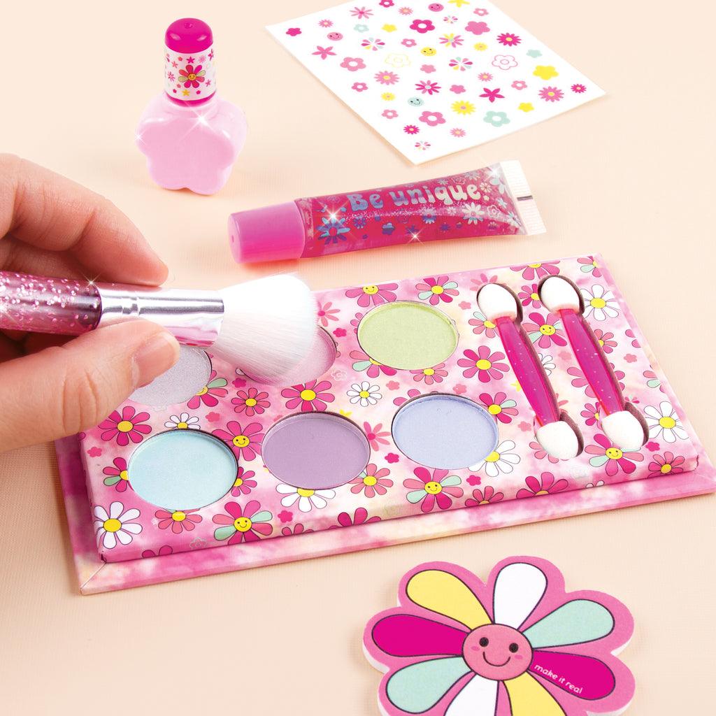 Make it Real Blooming Beauty Cosmetic Set - TOYBOX