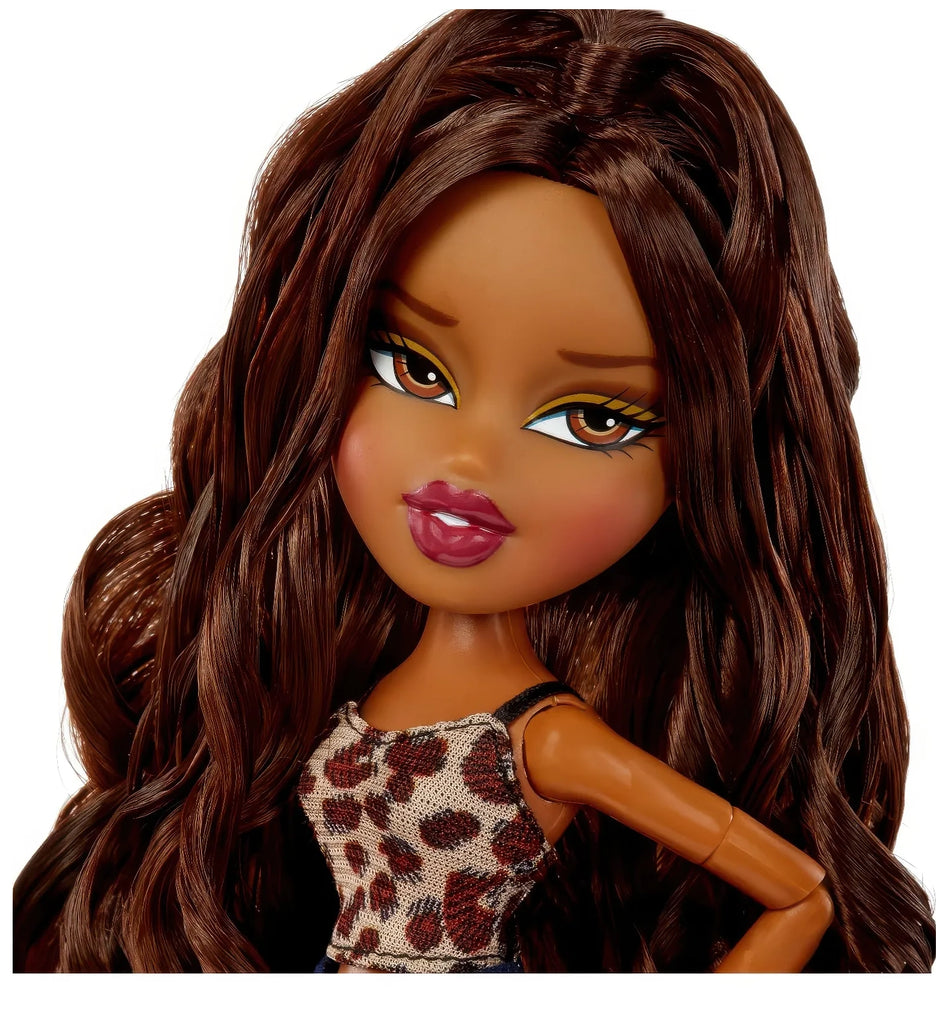 Bratz Santa Fashion Doll - Sasha