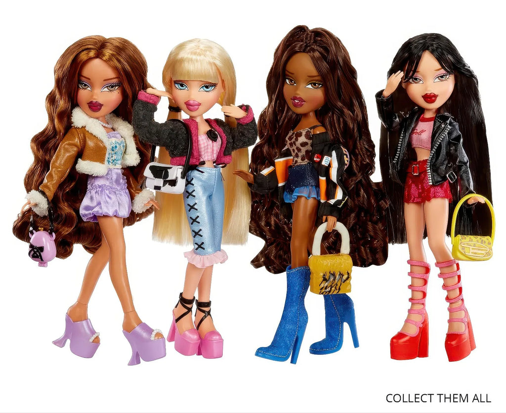 Bratz Santa Fashion Doll - Sasha