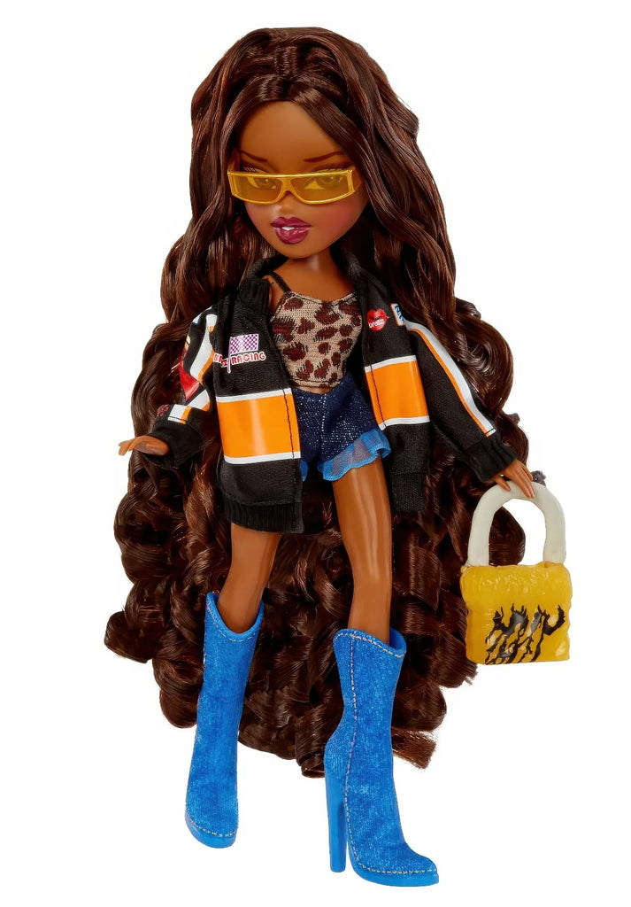Bratz Santa Fashion Doll - Sasha