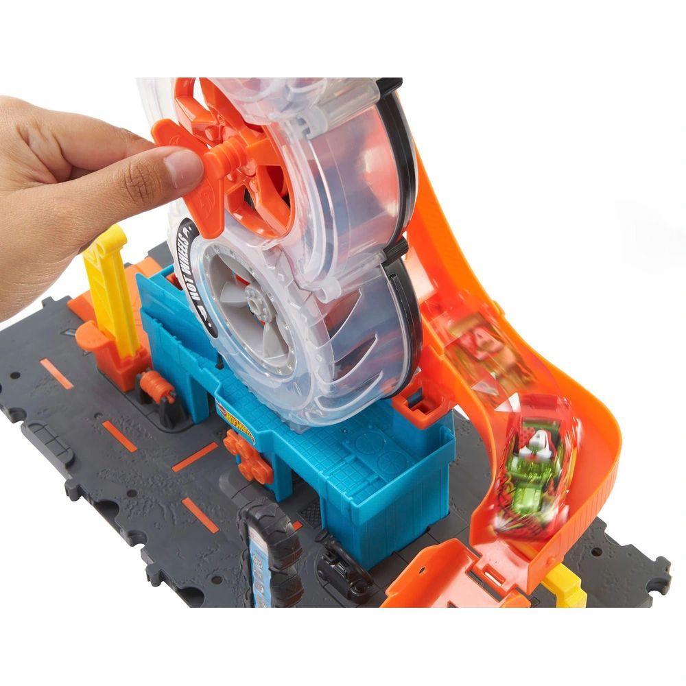 Hot Wheels City Super Twist Tire Shop Playset and Vehicle - TOYBOX Toy Shop