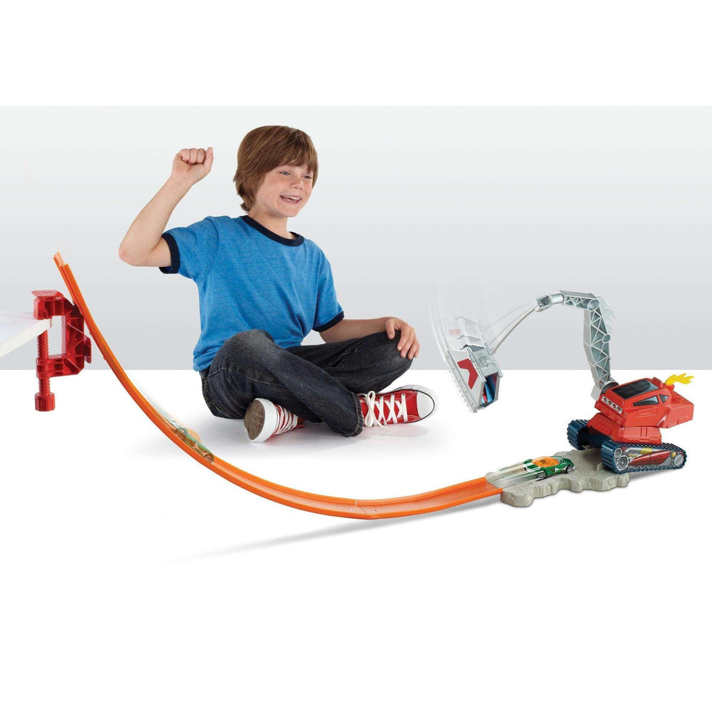 Hot Wheels FFF62 Crane Crasher Playset - TOYBOX Toy Shop