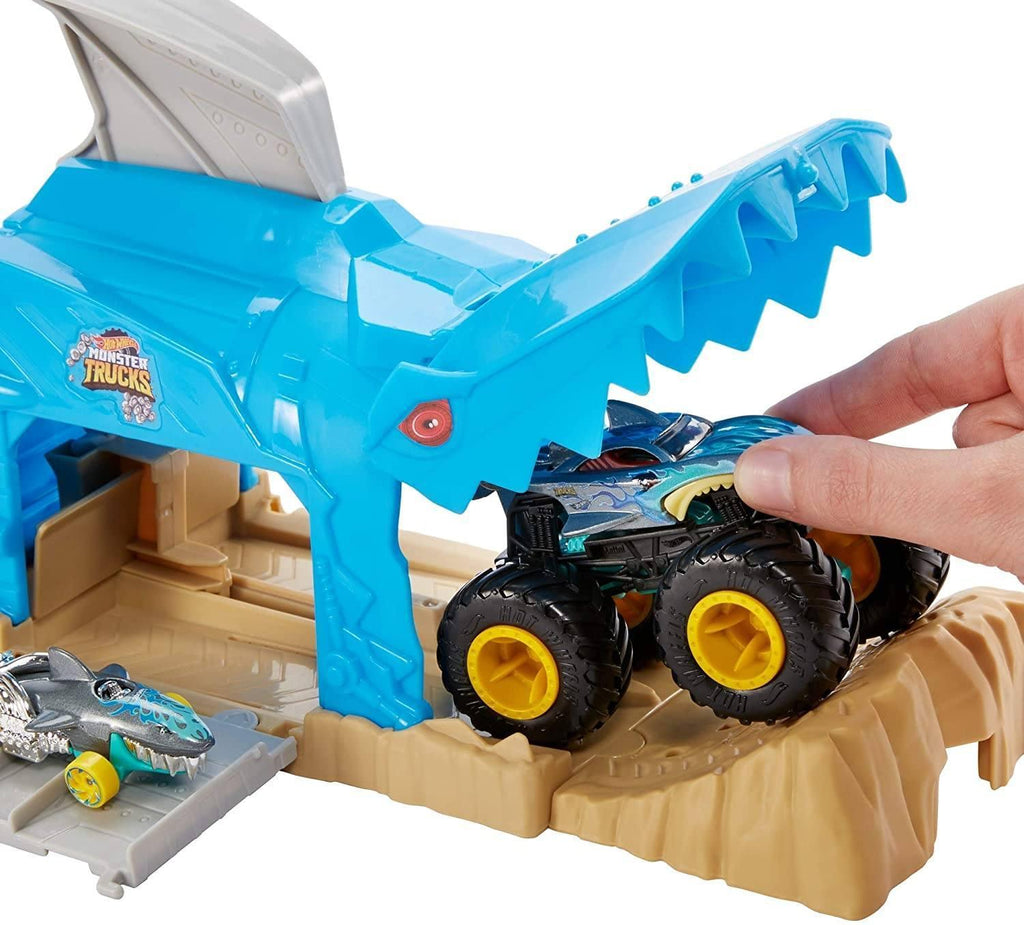 Hot Wheels GKY03 Monster Trucks Pit and Launch Shark Wreak Playset - TOYBOX Toy Shop