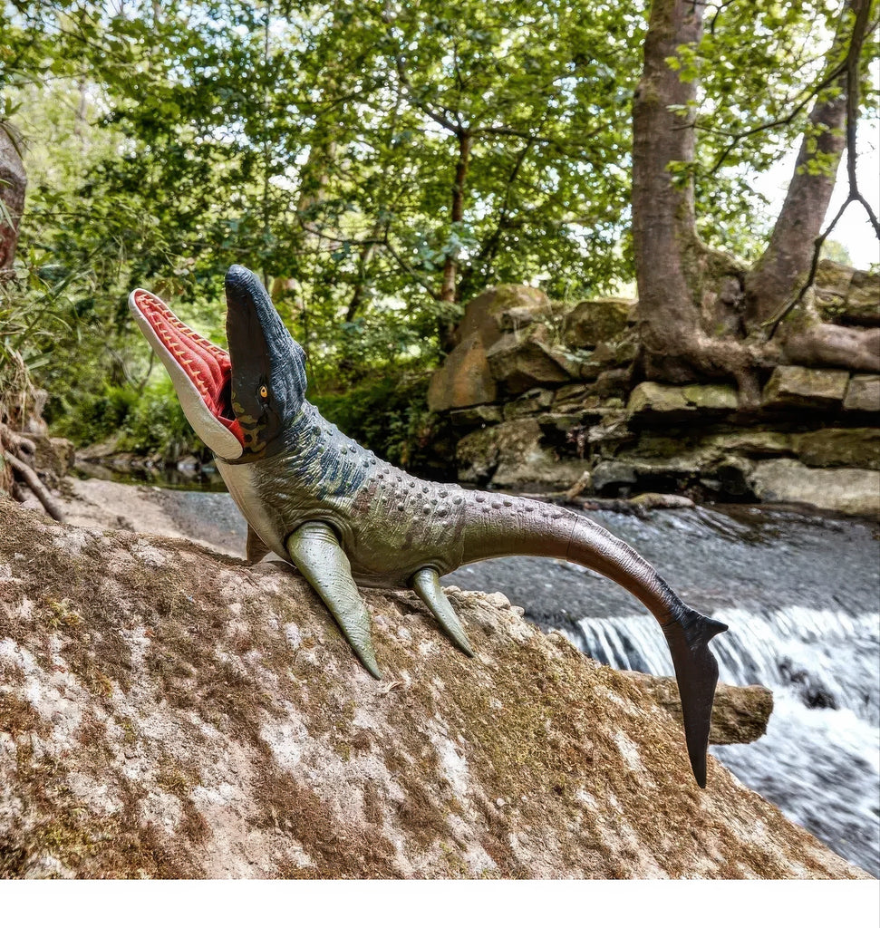 Jurassic World Rebirth Super Colossal Mosasaurus Action Figure