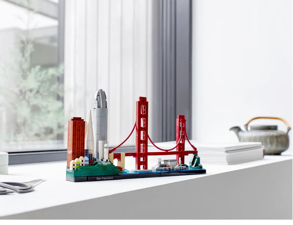 LEGO 21043 Architecture San Francisco - TOYBOX Toy Shop