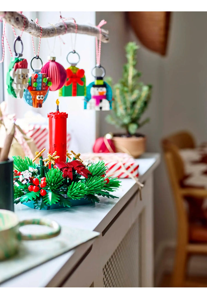 LEGO 40744 Christmas Ornament Selection