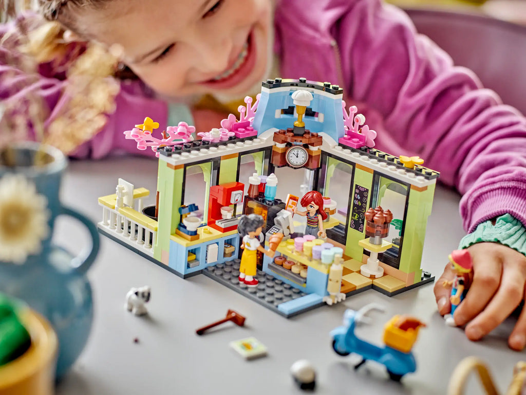 LEGO 42618 Friends Heartlake City Café - TOYBOX Toy Shop