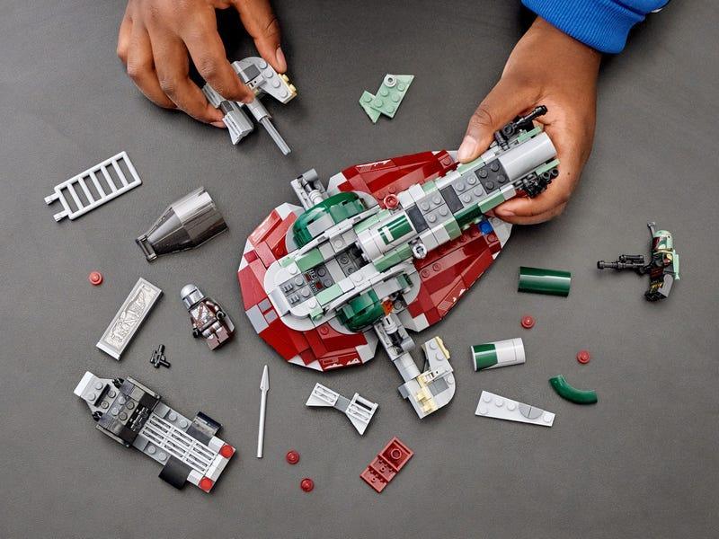 LEGO STAR WARS 75312 Star Wars Boba Fett’s Starship - TOYBOX Toy Shop