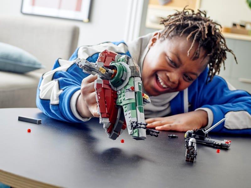 LEGO STAR WARS 75312 Star Wars Boba Fett’s Starship - TOYBOX Toy Shop