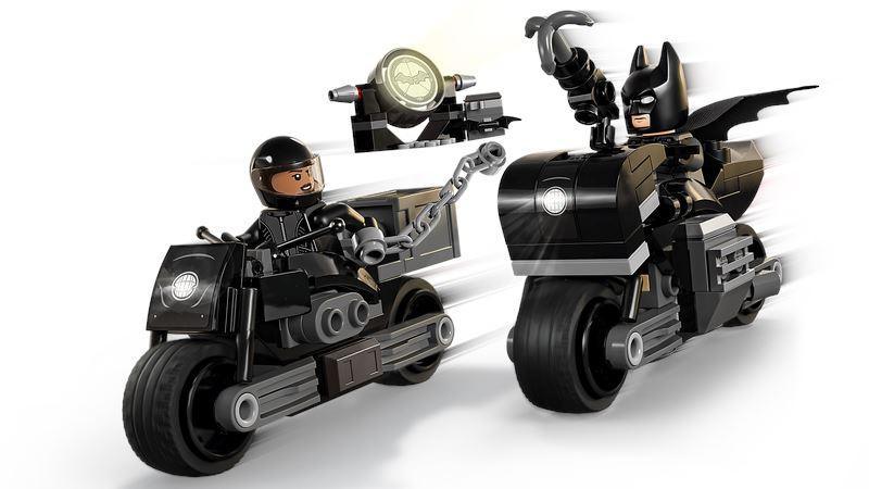 LEGO BATMAN 76179 Batman & Selina Kyle Motorcycle Pursuit - TOYBOX Toy Shop