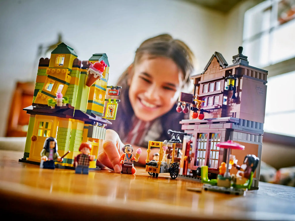 LEGO 76452 Harry Potter Quality QuidditchSupplies & Ice Cream Parlour