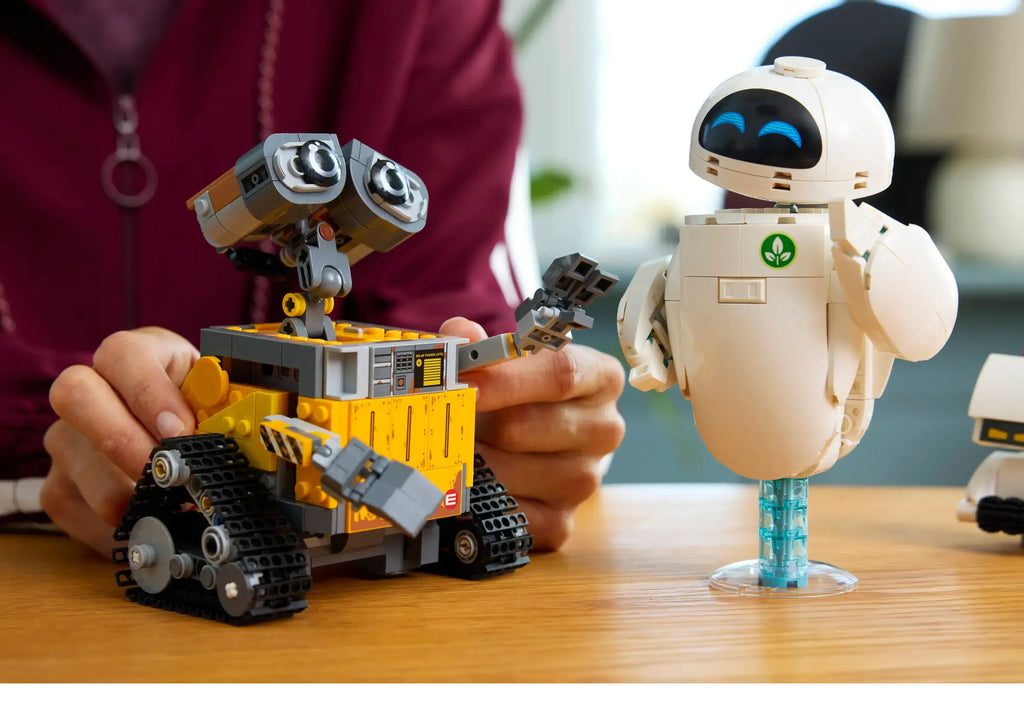 LEGO Disney 43279 Wall-e and EVE