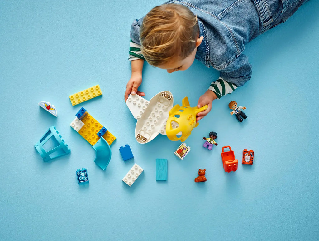 LEGO DUPLO 10443 First Time At The Airport