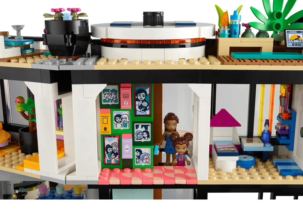 LEGO Friends 42639 andrea's Modern Mansion