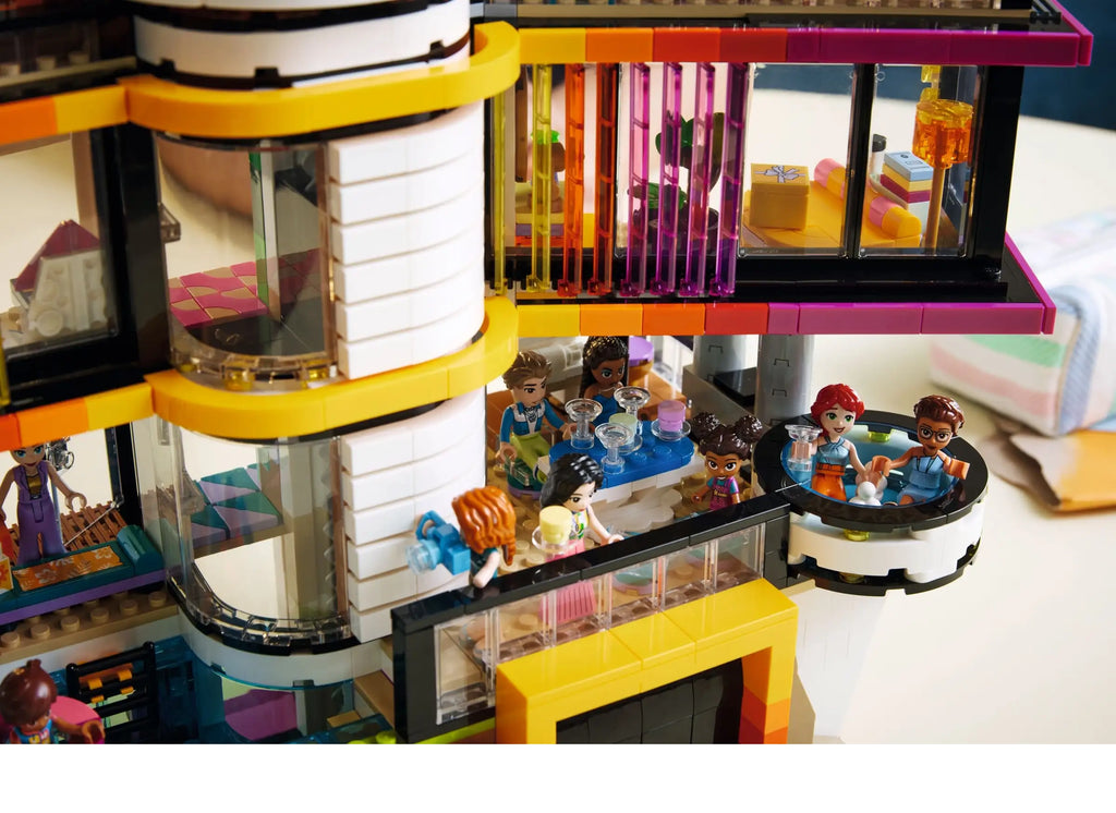 LEGO Friends 42639 andrea's Modern Mansion