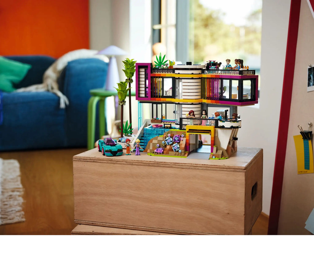 LEGO Friends 42639 andrea's Modern Mansion