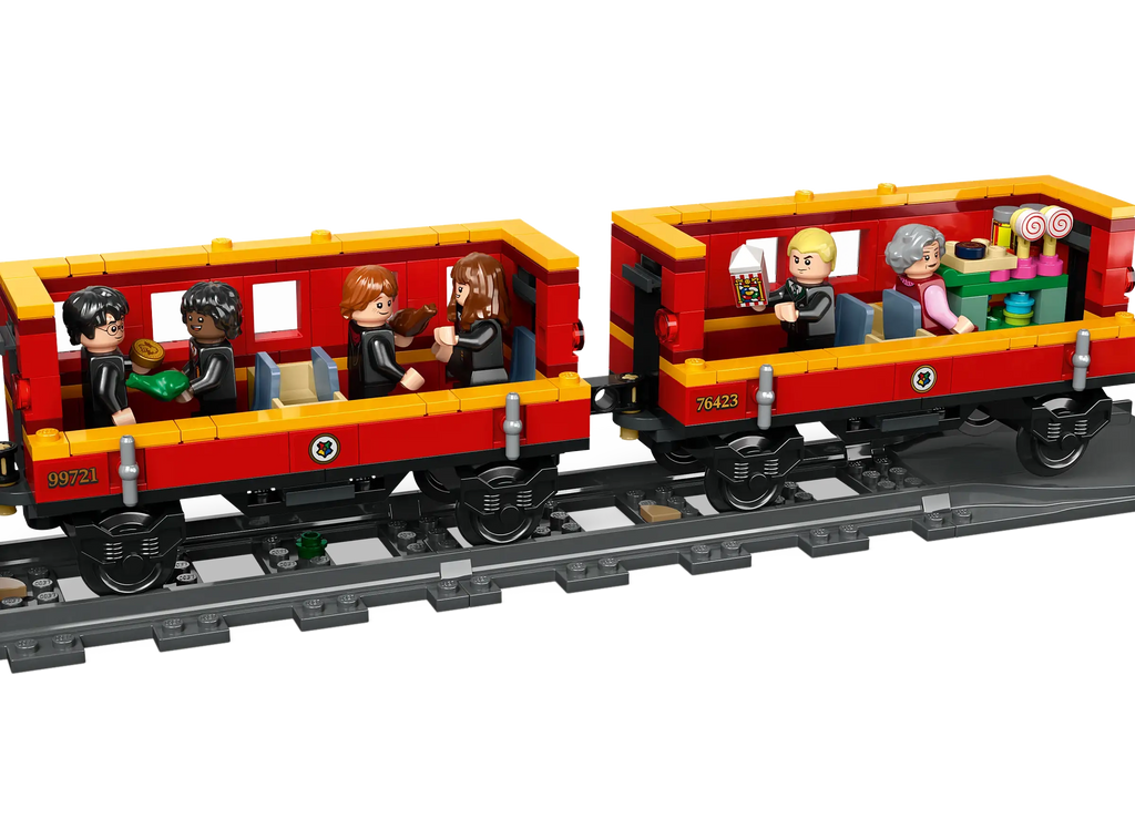 LEGO HARRY POTTER 76423 Hogwarts Express Train Set with Hogsmeade Station