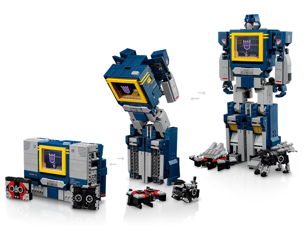 LEGO ICONS 10358 Transformers: Soundwave