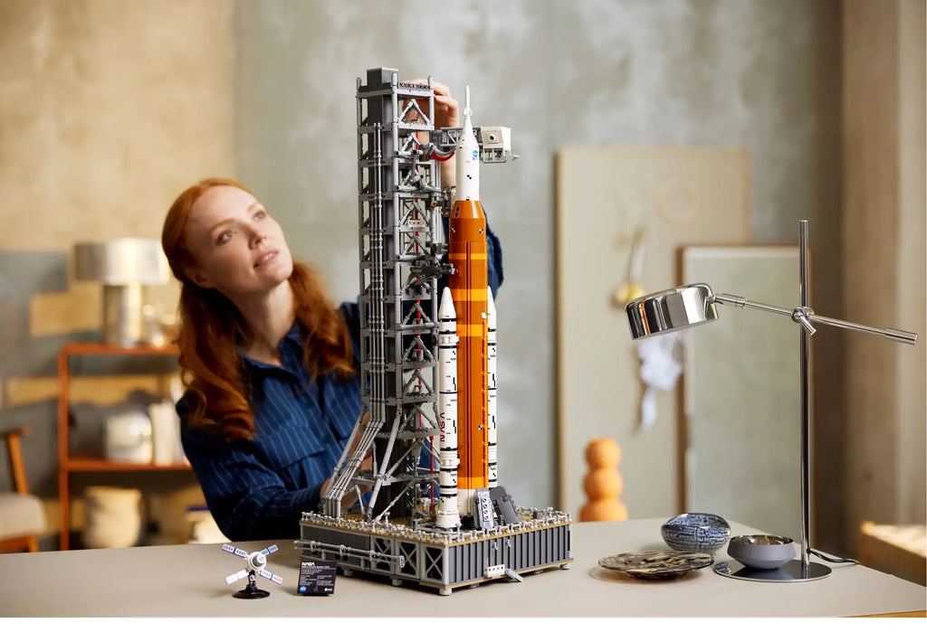 LEGO IDEAS 10341 NASA Artemis Space Launch System - TOYBOX Toy Shop