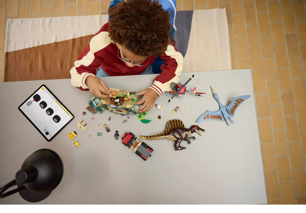 LEGO Jurassic World 76976 Spinosaurus & Quetzalcoatlus Air Mission
