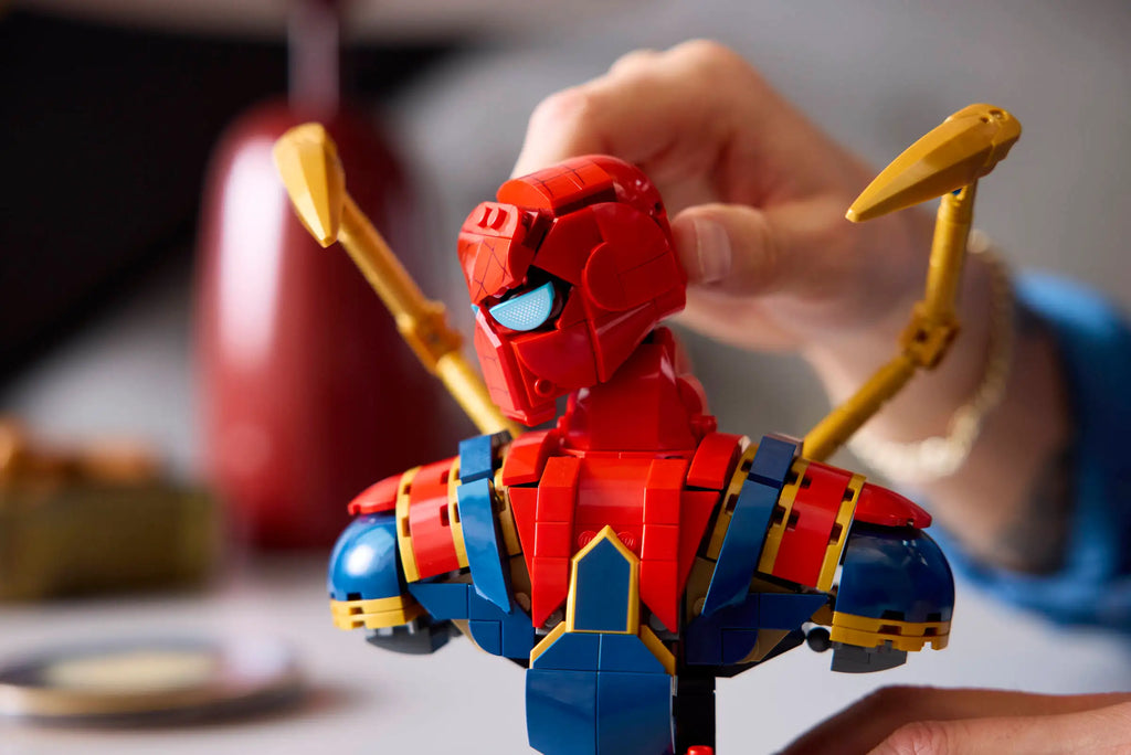 LEGO Marvel 76326 Iron Spider-Man Bust