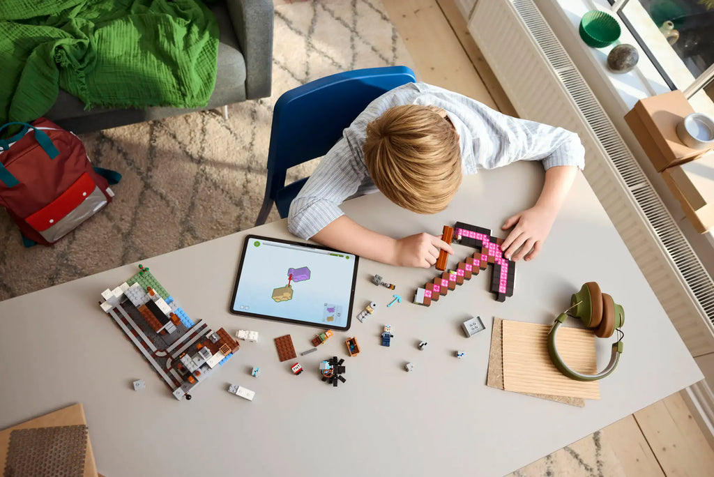 LEGO Minecraft 21277 The Pickaxe Mine