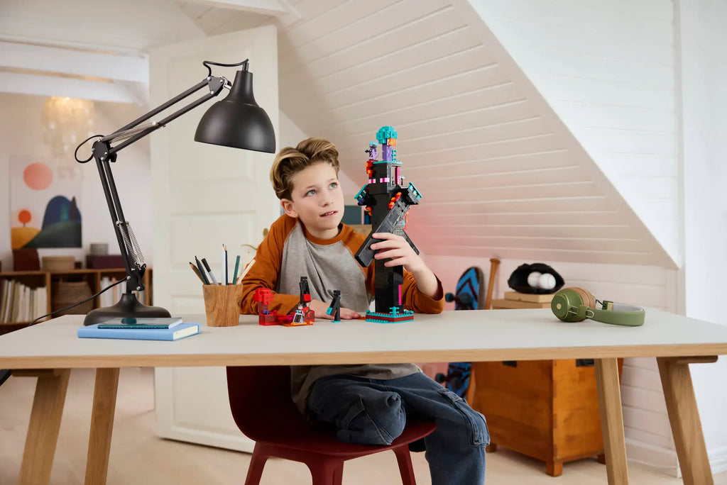 LEGO Minecraft 21279 The Enderman Tower