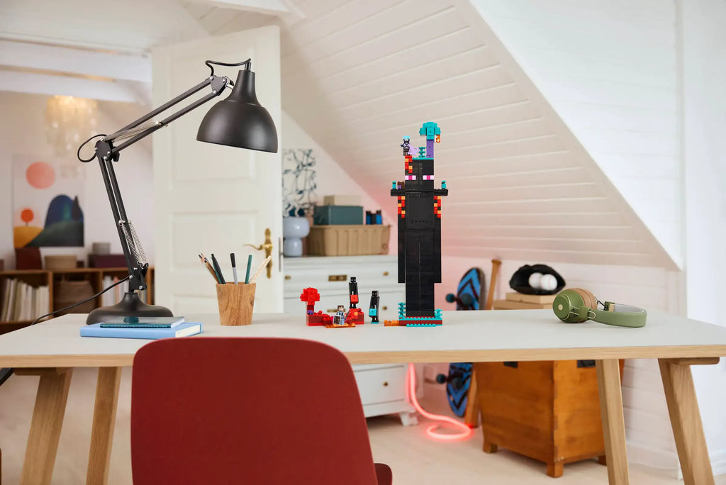 LEGO Minecraft 21279 The Enderman Tower