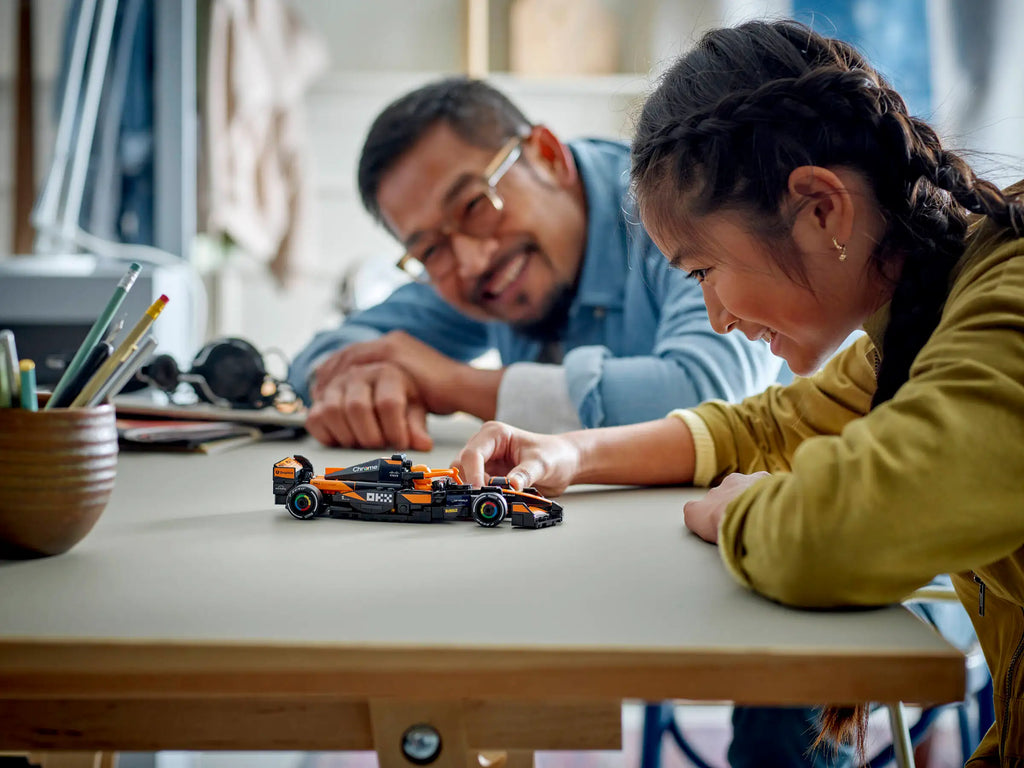 LEGO Speed Champions 77251 Mclaren F1 Team MCL38 Race Car