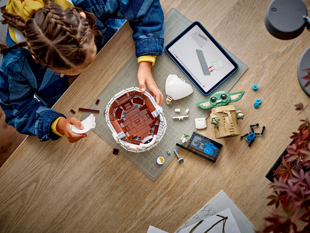 LEGO Star Wars 75403 Grogu with Hover Pram