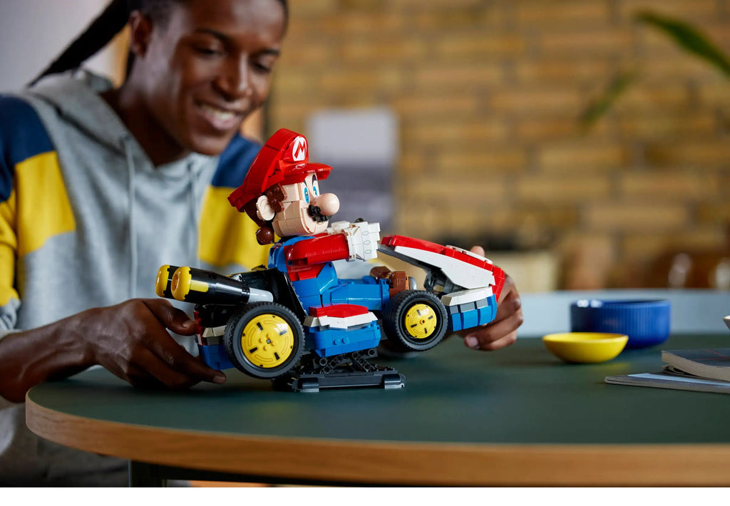 LEGO Super Mario 72037 Mario Kart – Mario & Standard Kart