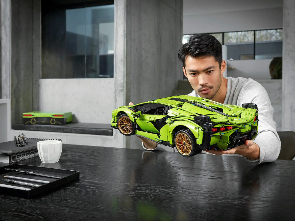 LEGO TECHNIC 42115 Lamborghini Sián FKP 37 Race Car Model - TOYBOX Toy Shop