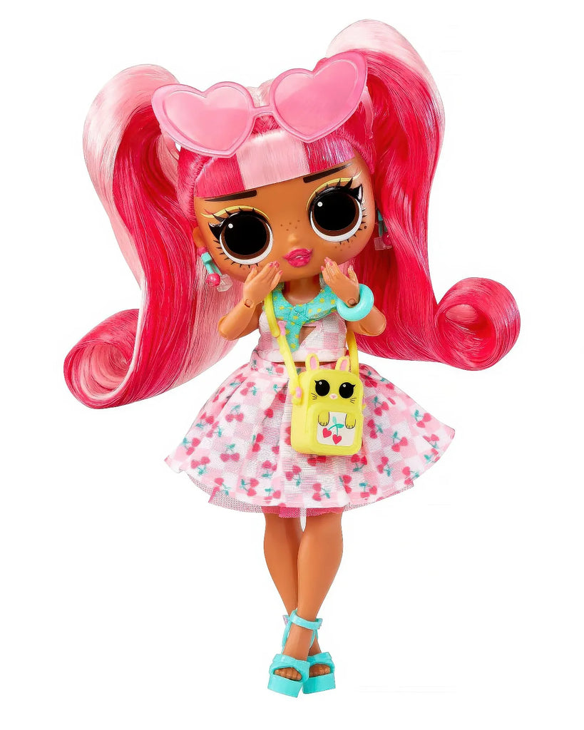 LOL Surprise! Tweens Core Doll Cherry B.b.