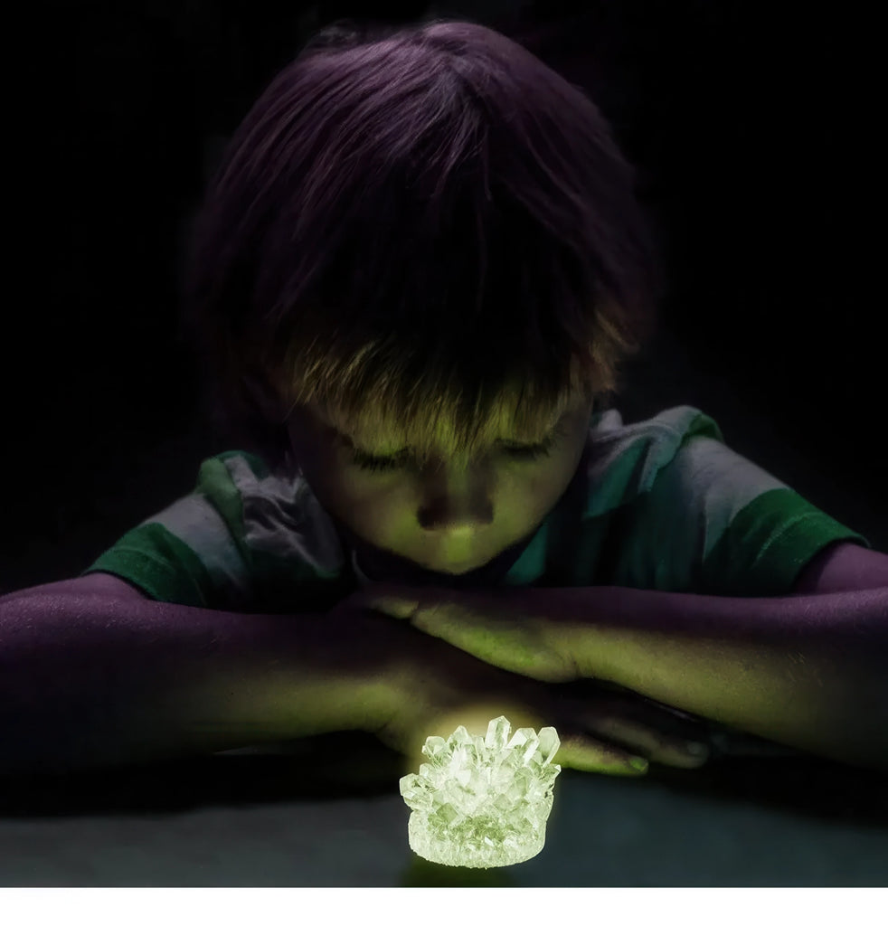 National Geographic Glow In The Dark Crystal Lab Kit - Fluorite