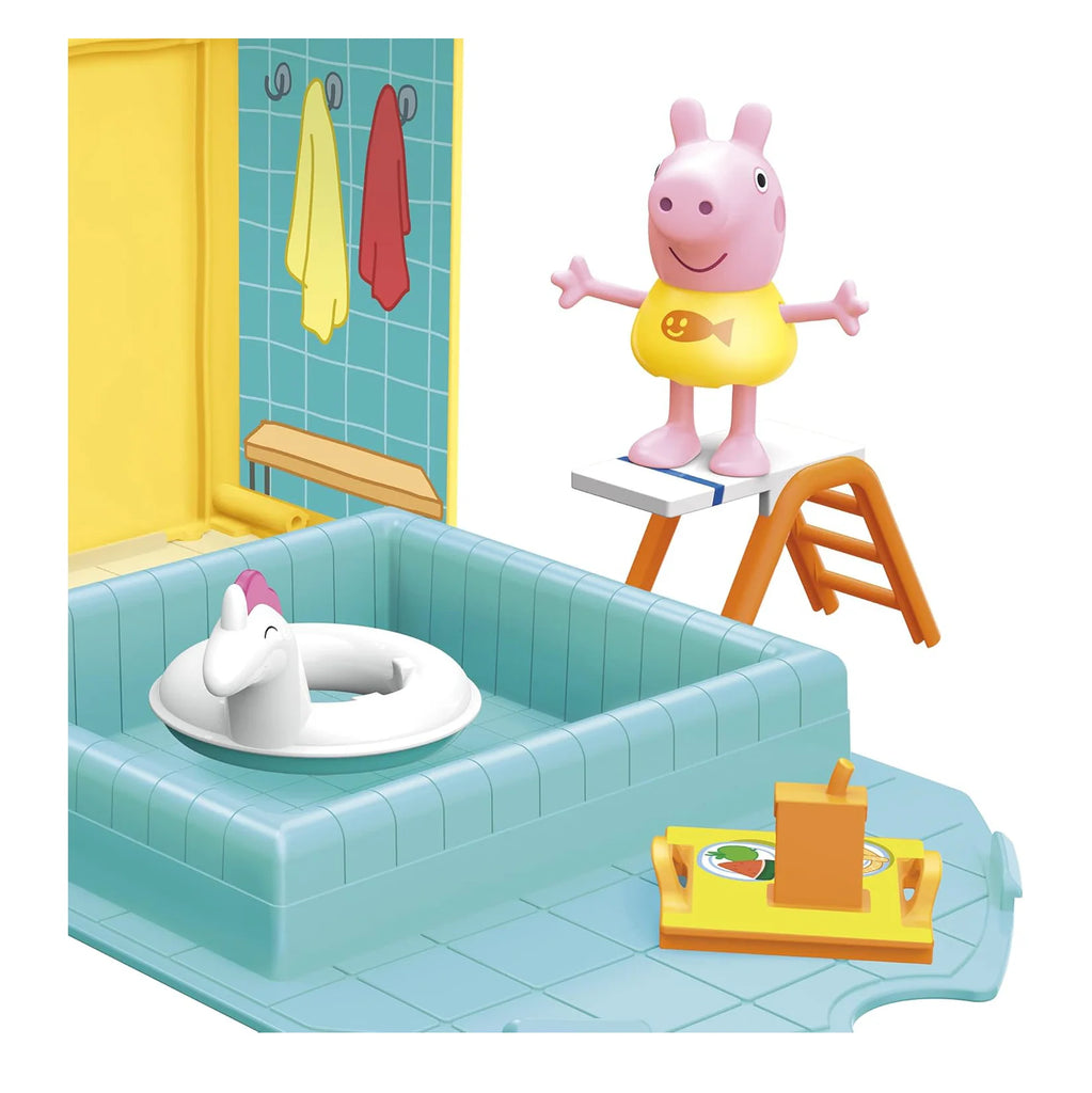 Peppa Pig Peppa's Swimming Pool Fun Playset