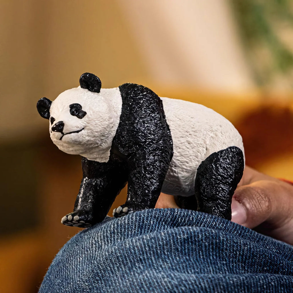 Schleich 14885 Giant Panda Toy Figure