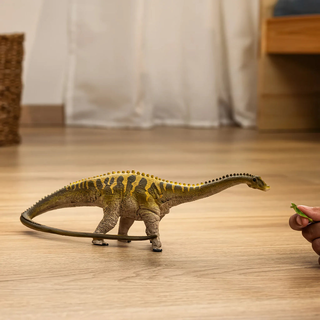 Schleich 15047 Diplodocus Dinosaur Figure