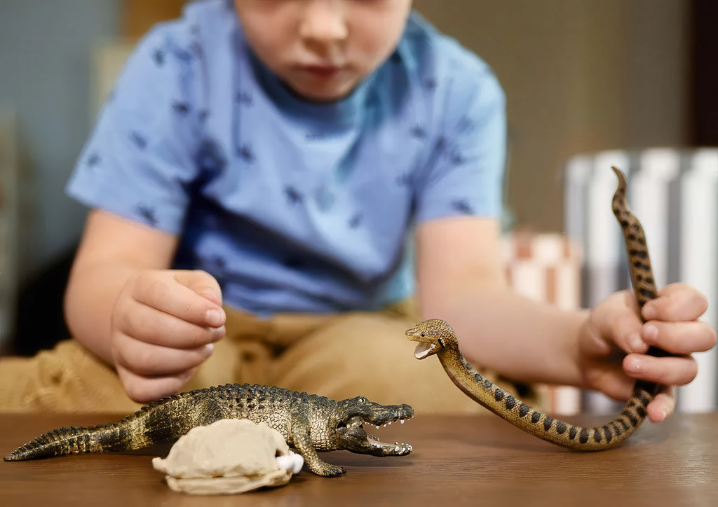 Schleich 42559 Wild Life Danger In The Swamp Figure Set