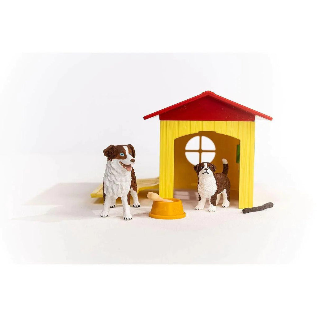 SCHLEICH 42573 Friendly Dog House Playset - TOYBOX Toy Shop